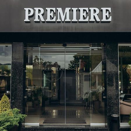 Premiere Hotel คุสท์ ภายนอก รูปภาพ